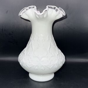 Vintage Fenton Silver Crest Spanish Lace Milk Glass Ruffled Vase 8” Tall MCM